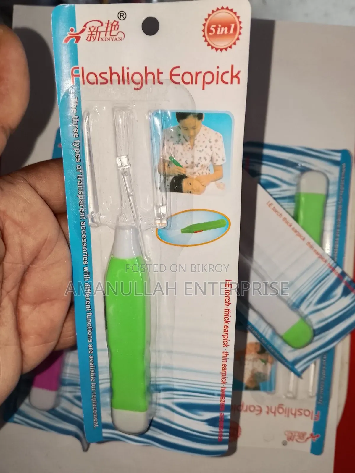 LED Flashlight Earpick | Safe & Illuminated Earwax Removal Tool.