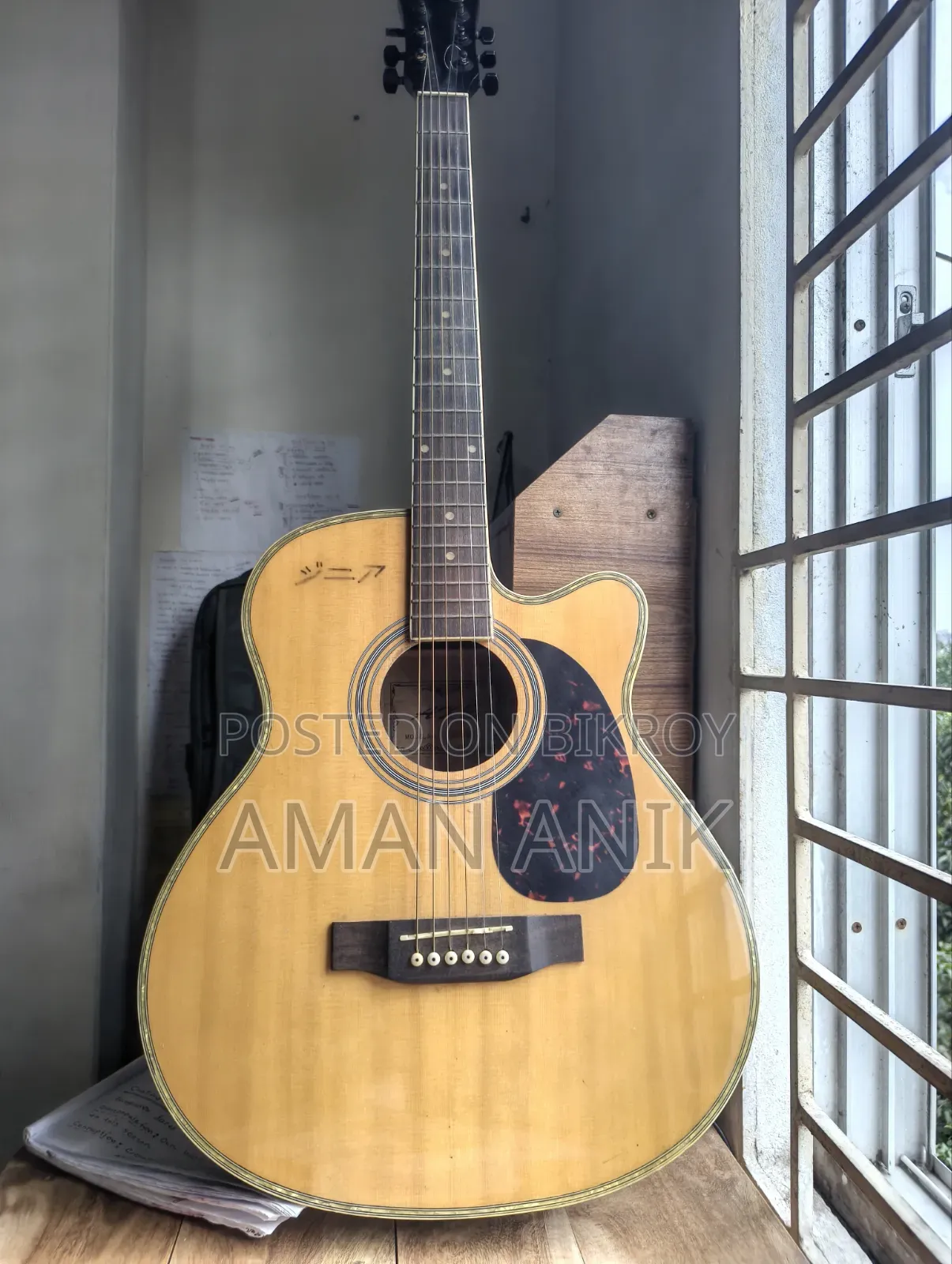 AXE অ্যাকোস্টিক গিটার বিক্রির জন্য।