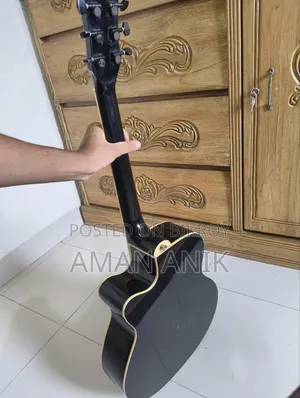 AXE অ্যাকোস্টিক গিটার বিক্রির জন্য।