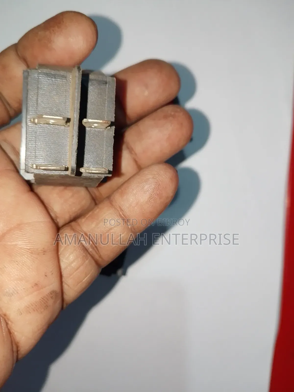 4-Pin Illuminated Red Rocker Switch (16A 250V AC) | Buy Online(2 Pcs)