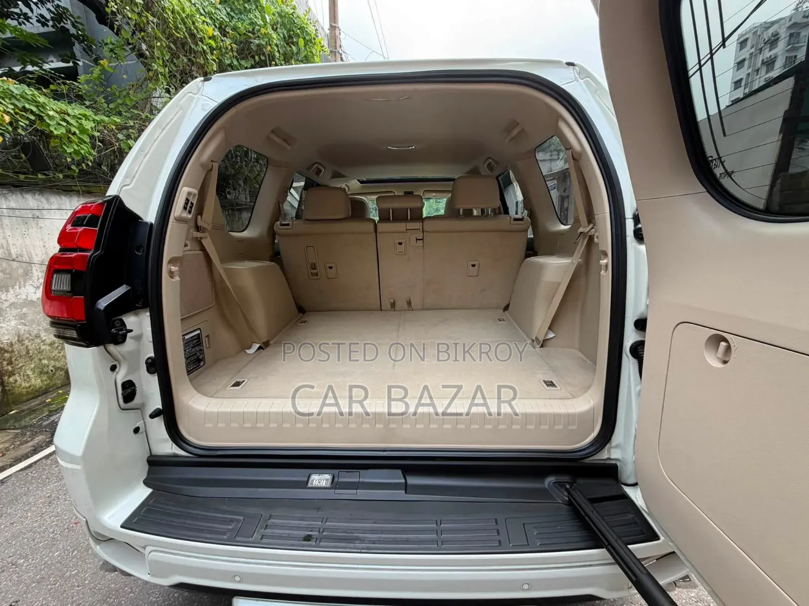 Toyota Land Cruiser Prado 2.7 2021 Pearl
