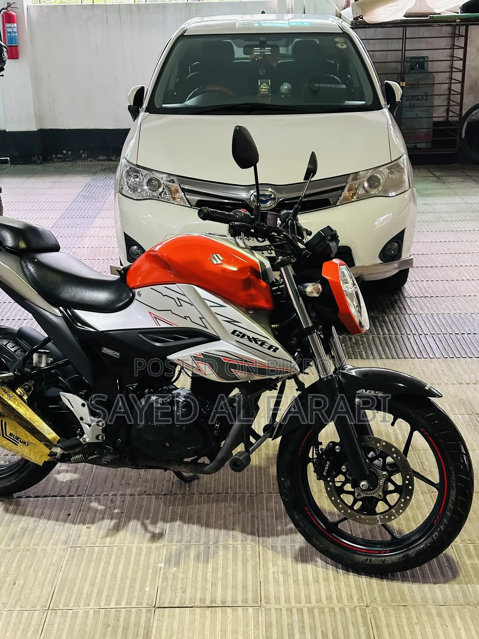 Suzuki Gixxer Fi ABS 2024 Orange