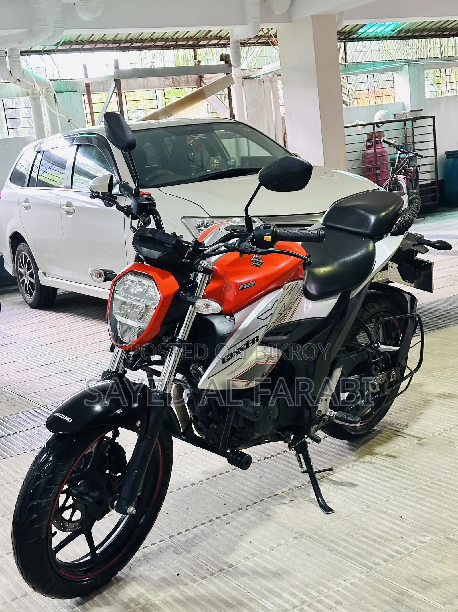 Suzuki Gixxer Fi ABS 2024 Orange