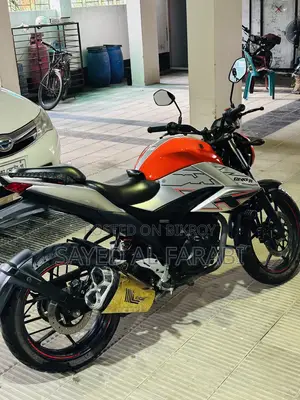 Suzuki Gixxer Fi ABS 2024 Orange