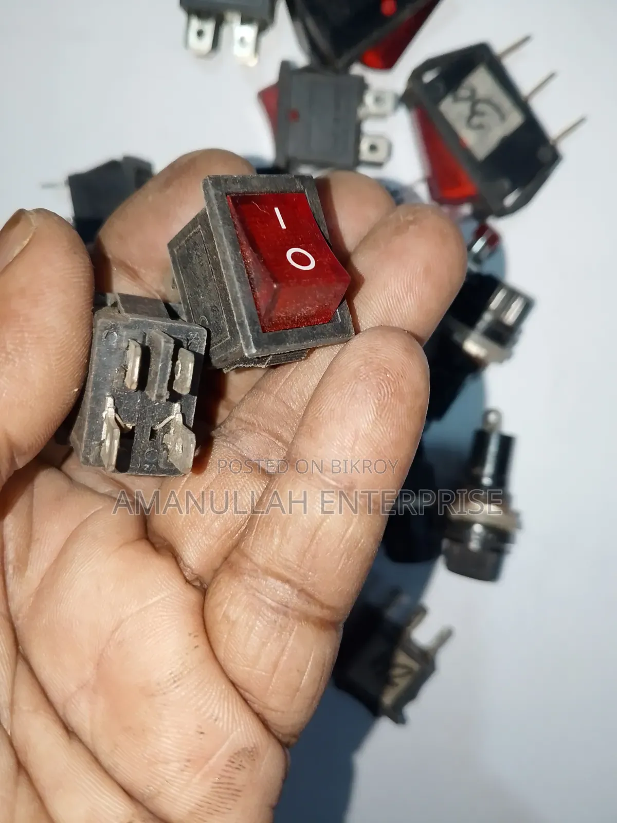 বিভিন্ন ইলেকট্রনিক সুইচের মাল্টি-প্যাক | রকার পুশ-বাটন (৩ পিস)