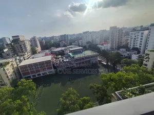 4-bedroom Apartment in Baridhara for rent