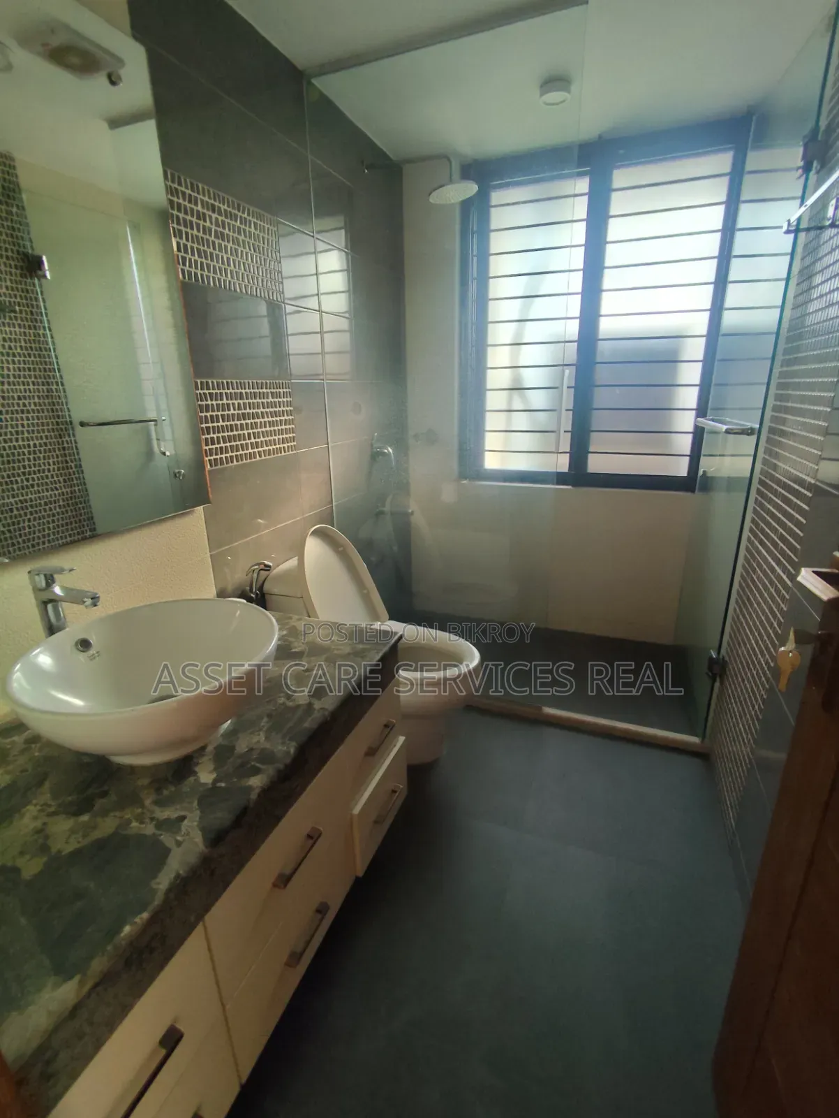 4-Bedroom Apartment in Baridhara for Rent