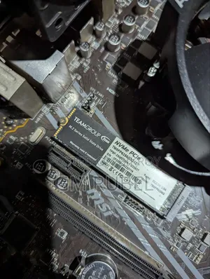 Desktop Computer 16GB AMD Ryzen 5 SSD 256GB