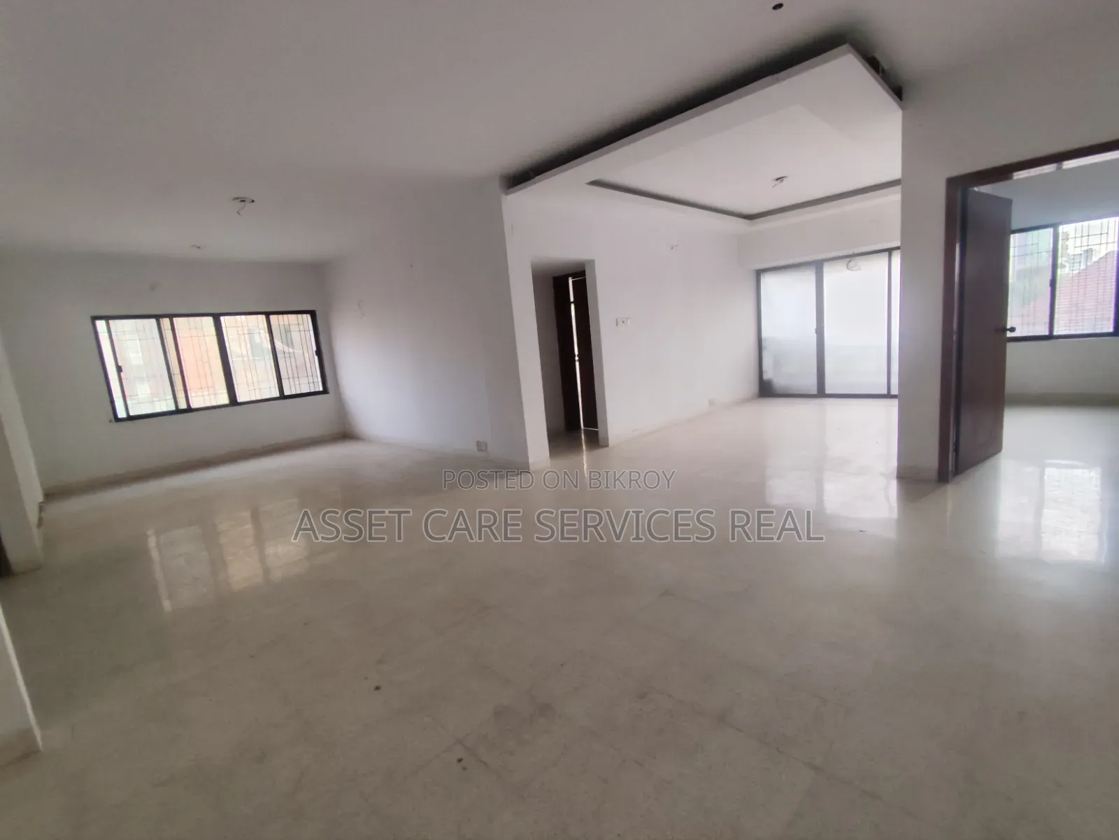 4200-SQFT Office Space Rent Baridhara Diplomatic Zone