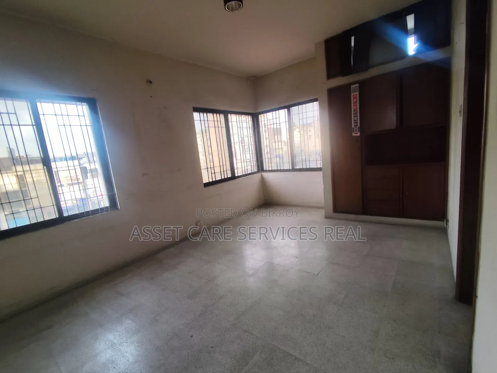 4200-SQFT Office Space Rent Baridhara Diplomatic Zone