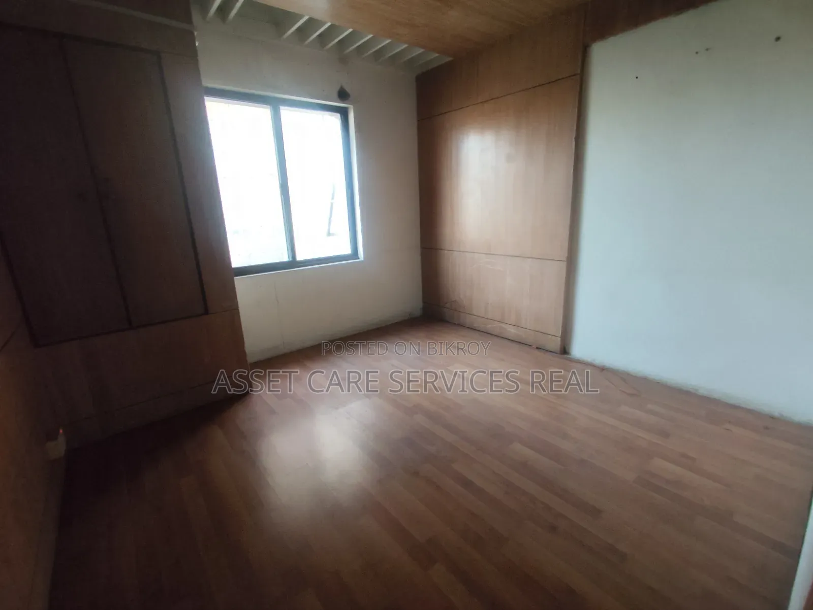 4200-SQFT Office Space Rent Baridhara Diplomatic Zone