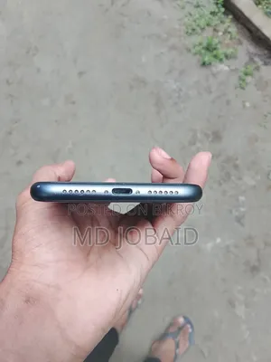 Apple iPhone 11 64 GB Black