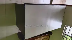 বিক্রয়ের জন্য বড় ব্যবহৃত স্টাডি/অফিস টেবিল (৩ ফুট ১০ ইঞ্চি × ২ ফুট ২ ইঞ্চি)