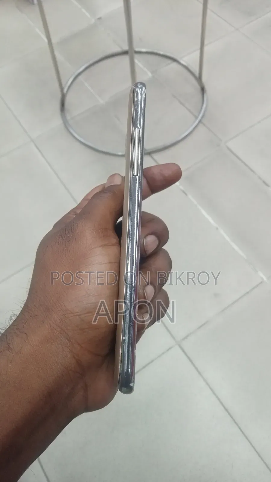 Samsung Galaxy J5 8 GB Gold
