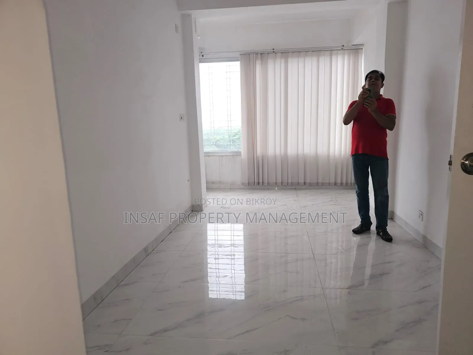 2500 Sqft Office Space for Rent in Gulshan with Nice View