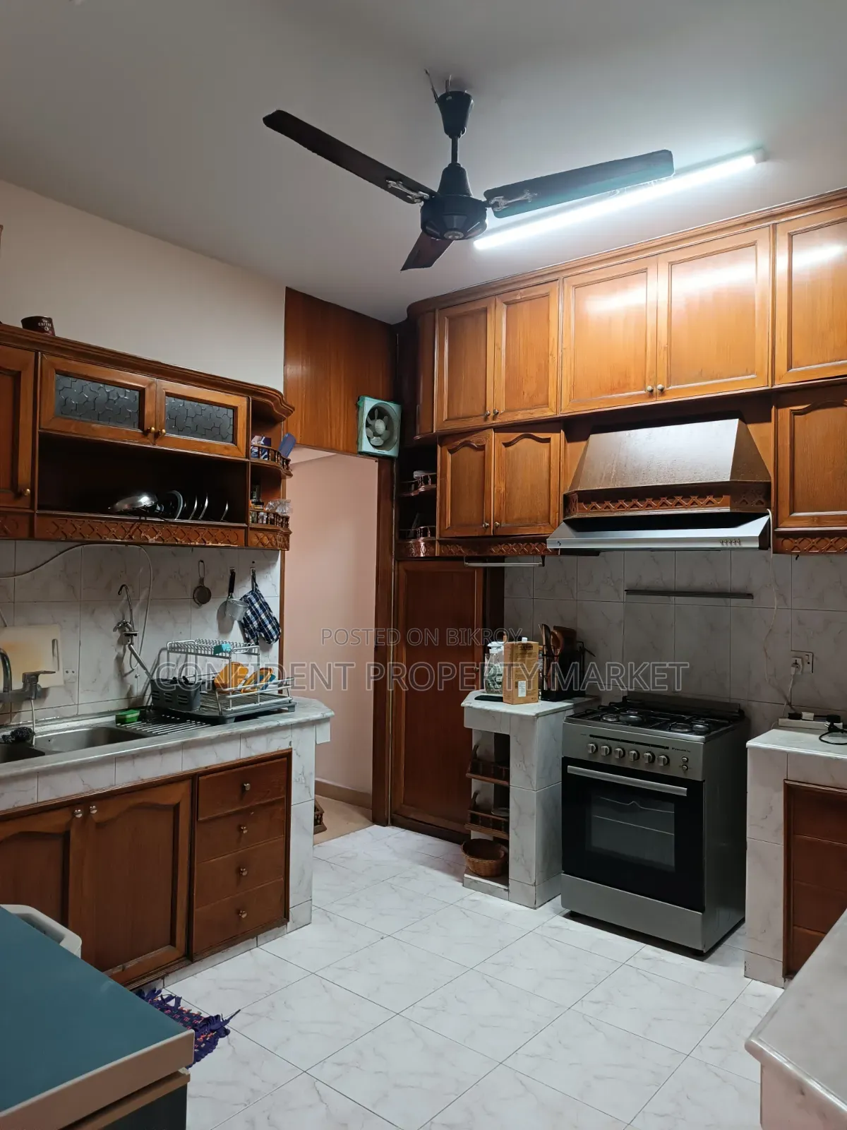 Furnished 4-bedroom Apartment in Baridhara for Rent