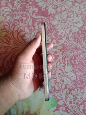 Infinix Hot 30i 128 GB Orange
