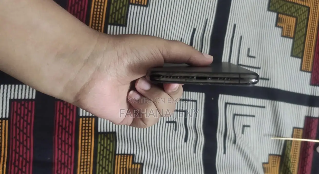 অ্যাপল আইফোন ১১ প্রো ম্যাক্স ২৫৬ জিবি ব্ল্যাক