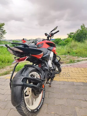 Bajaj Pulsar NS 160 2021 Red
