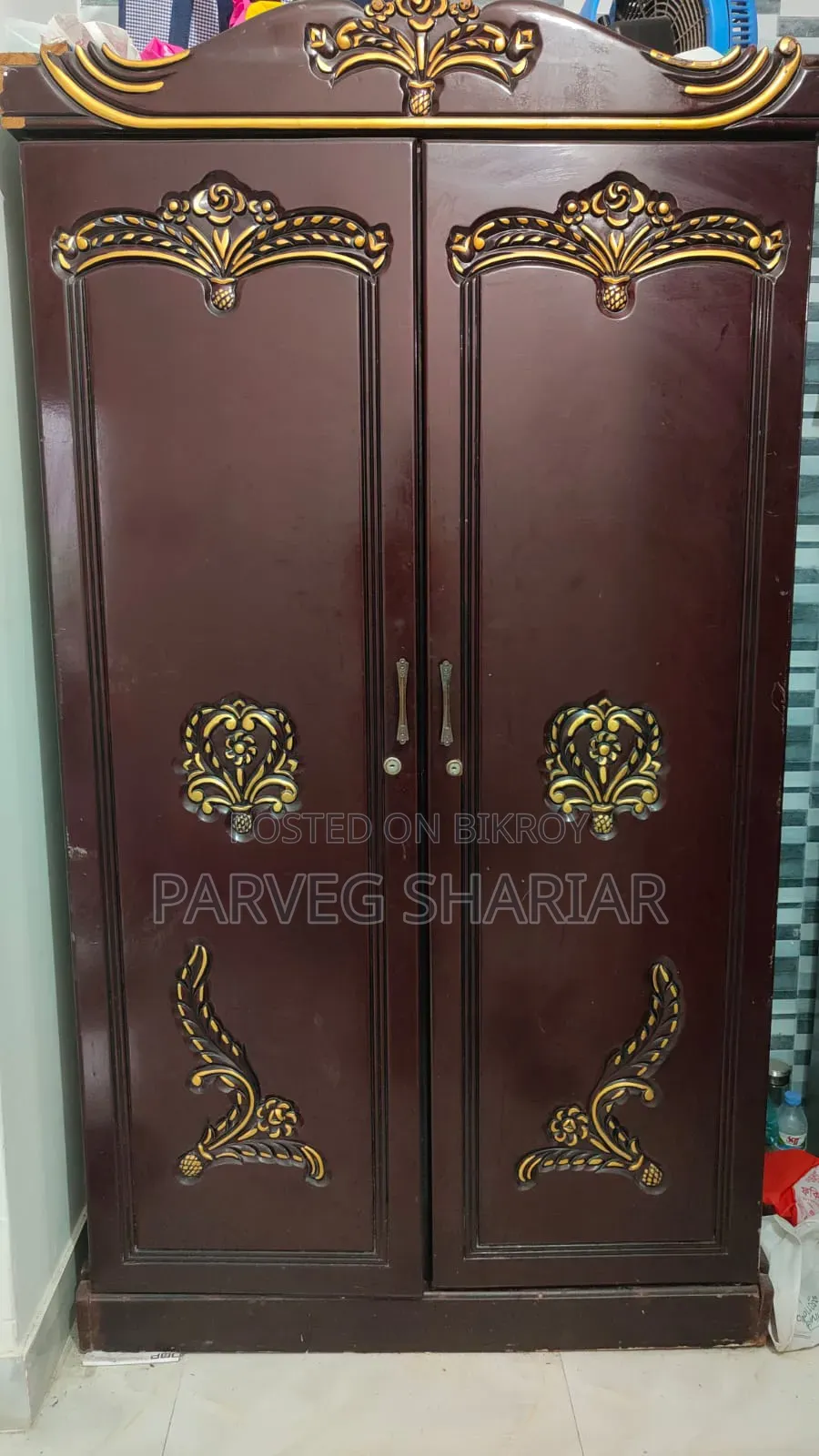 Almirah for sale
