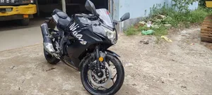 Kawasaki 2022 Black