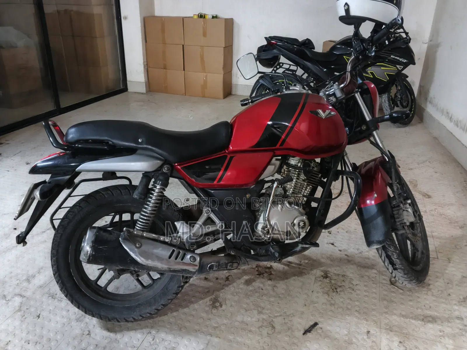 Bajaj V15 2018 Red