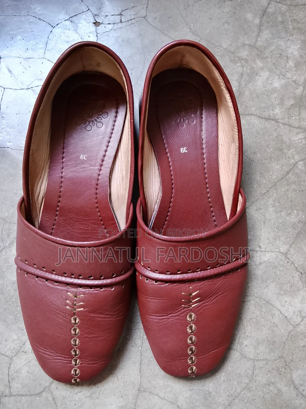 Aarong Shoes