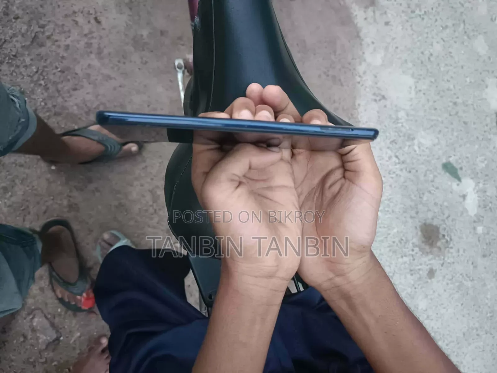 Vivo V9 64 GB Blue