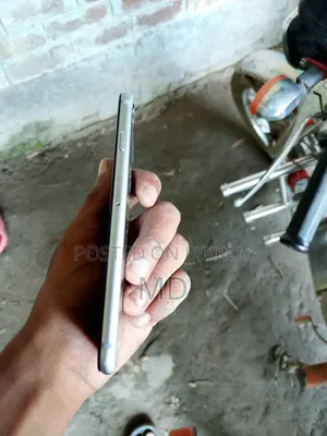 অ্যাপল আইফোন ৬ ৬৪ জিবি গ্রে