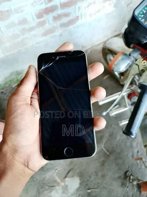 অ্যাপল আইফোন ৬ ৬৪ জিবি গ্রে