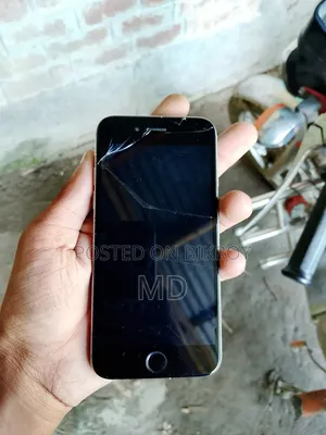 অ্যাপল আইফোন ৬ ৬৪ জিবি গ্রে