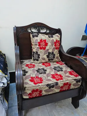 কাঠের সোফা