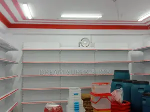 Elite Wall Gondola – Built for Premium Retail Stores