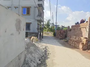 3-Bedroom Apartment in Haramain Builders, Jatrabari for Sale