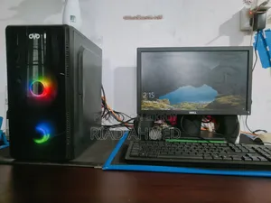 Desktop Computer Asus 8GB Intel Core i5 SSD 128GB