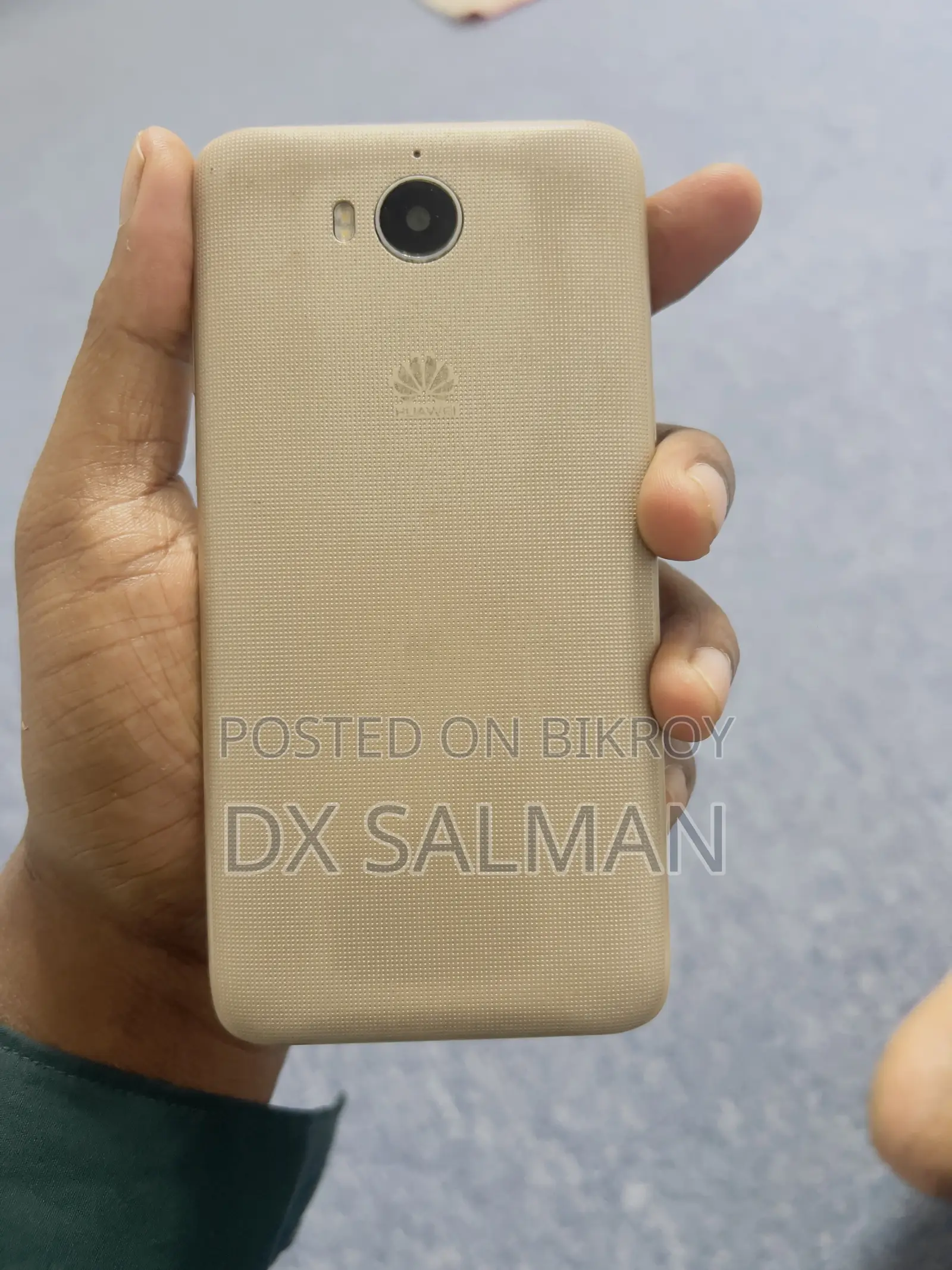 Huawei Y5 16 GB Gold