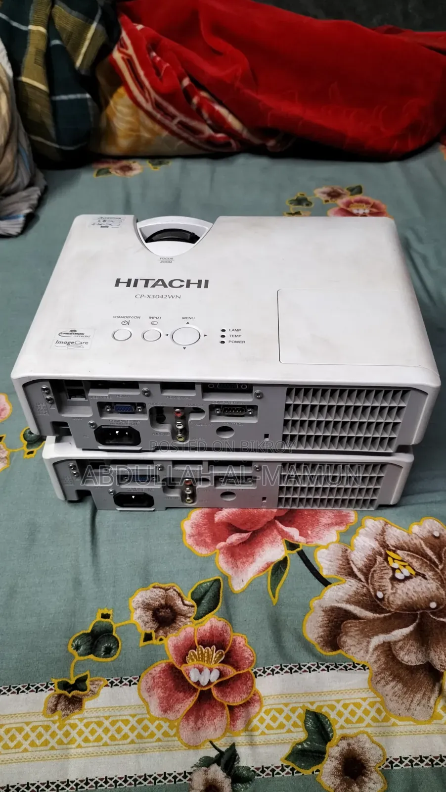 প্রজেক্টর বিক্রি হবে
