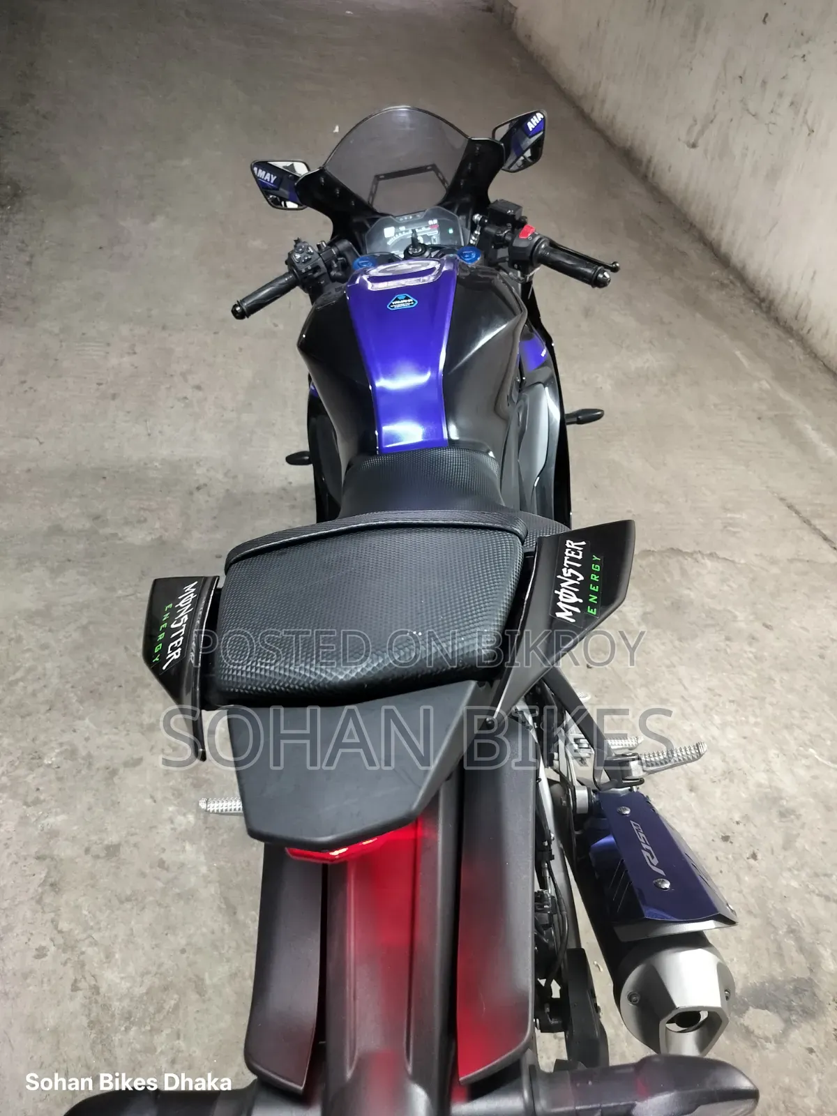 Yamaha R1 2025 Blue