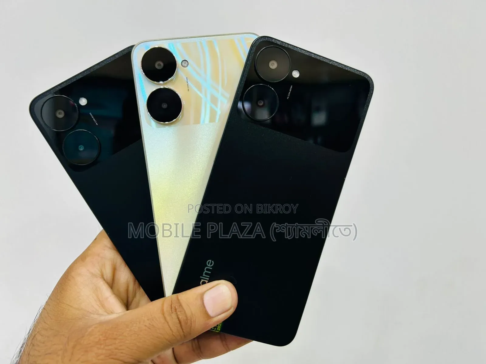 নতুন Realme V30 ১২৮ জিবি