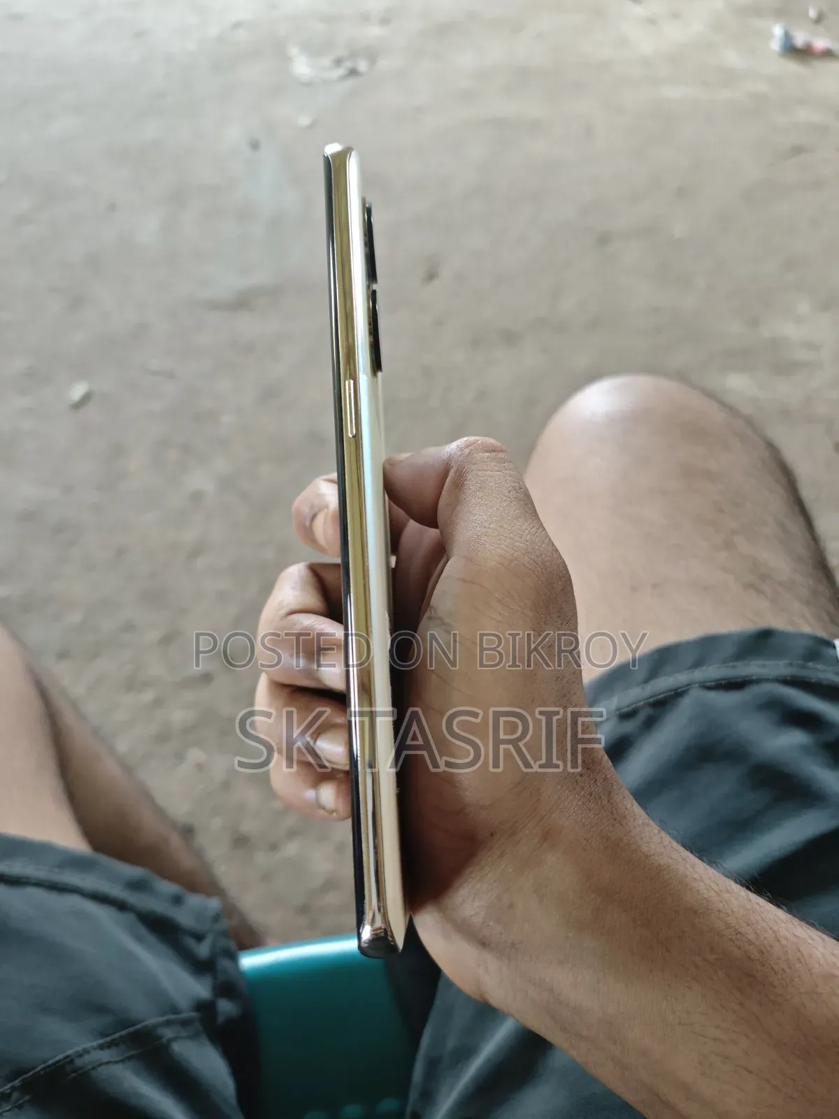 Oppo Reno9 256 GB Gold