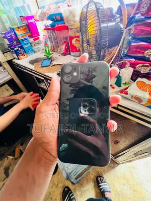 New Apple iPhone 11 128 GB Black