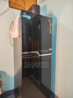 একদম নতুনের মতো ওয়ালটন ইনভার্টার ফ্রিজ (৩৮০ লিটার) ১ বছরের গ্যারান্টি!