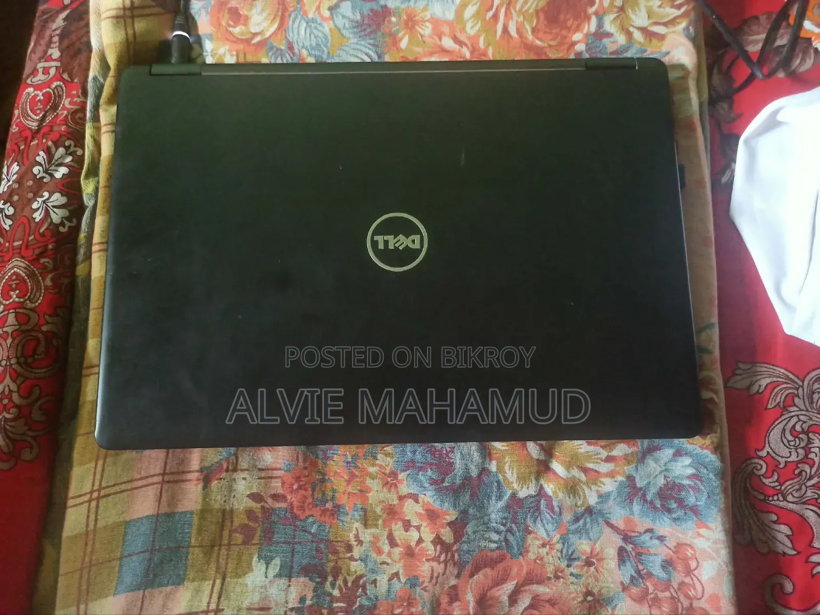 Laptop Dell Inspiron 15 8GB Intel Core 5 SSHD+SSD 256GB