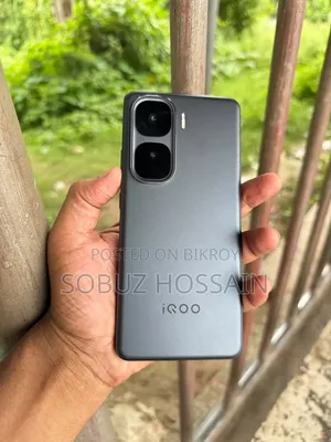 iQOO 256 GB Black