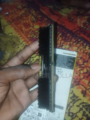 16 GB DDR4 RAM