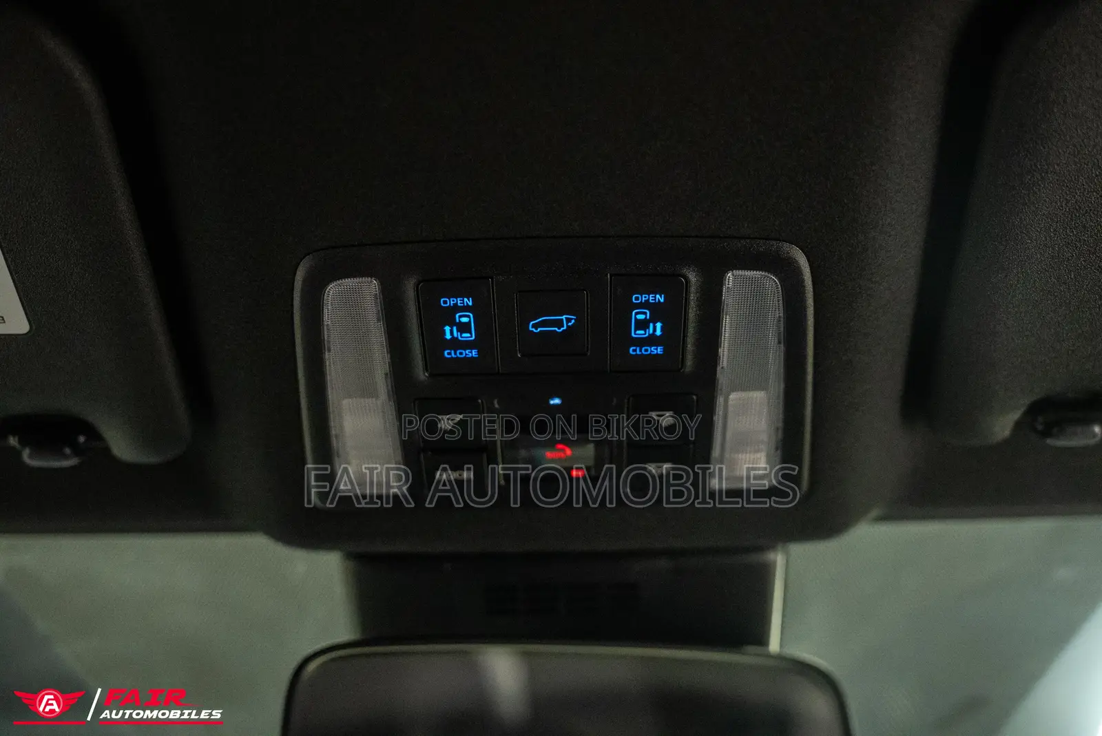 Toyota Noah 2022 Pearl