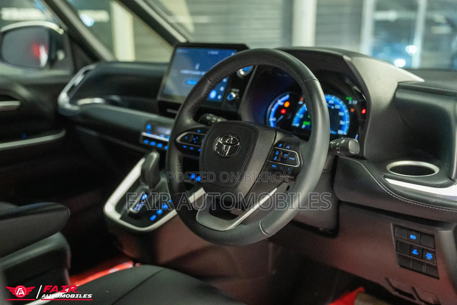 Toyota Noah 2022 Pearl
