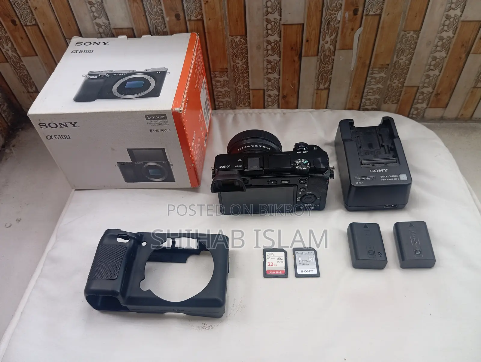 Sony Alpha A6100 Mirrorless Camera With 16-50mm Lens Full Box