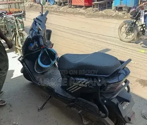 Revoo C32-Y 2025 Black