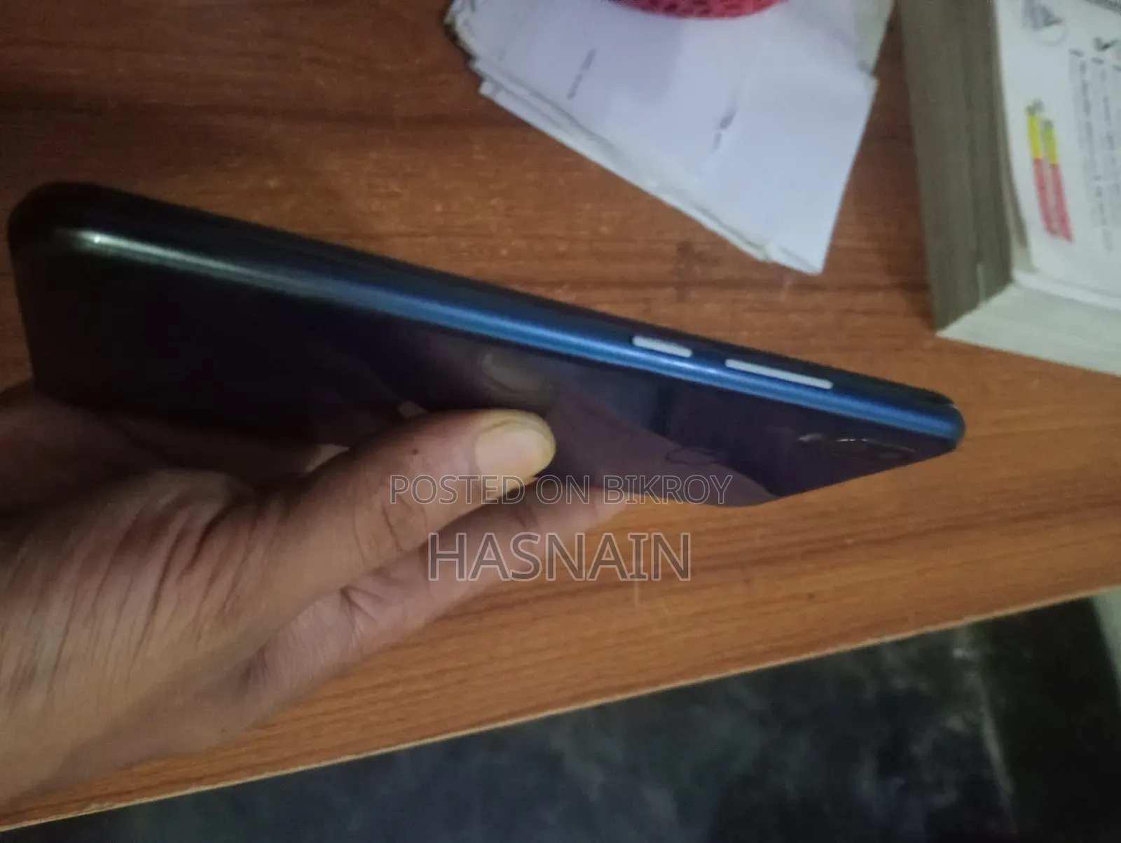 Vivo Y11 32 GB Blue